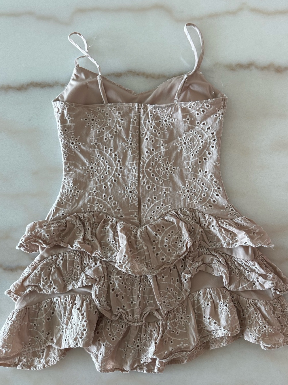 Karla Rae Eyelet Lace Ruffle Mini Dress Size M - Picture 6 of 9